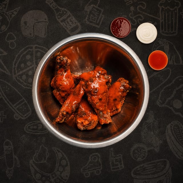 8 Wings.