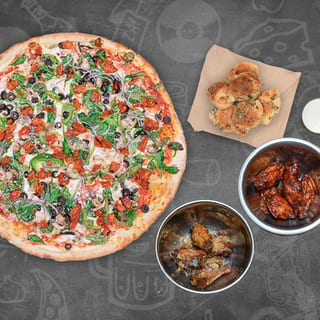 Family Pack #1, 1 Pie, 8 Wings OR A Salad + 6 Knots